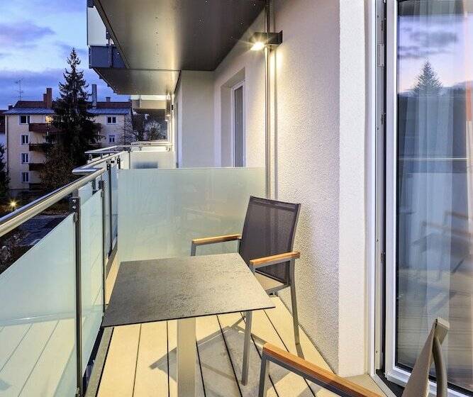 غرفة قياسية, Allgau Art