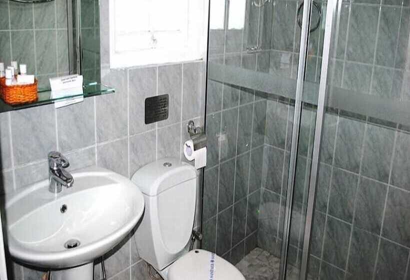 Habitació Estàndard, Binota