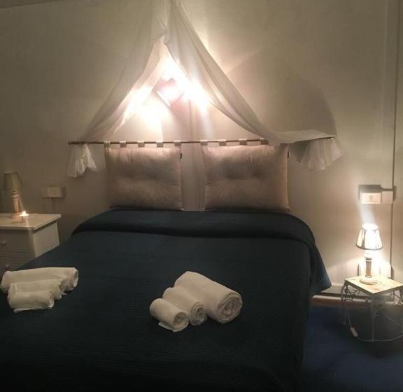 اتاق اکونومی, Guest House Santa Giustina Lucca Centro Storico
