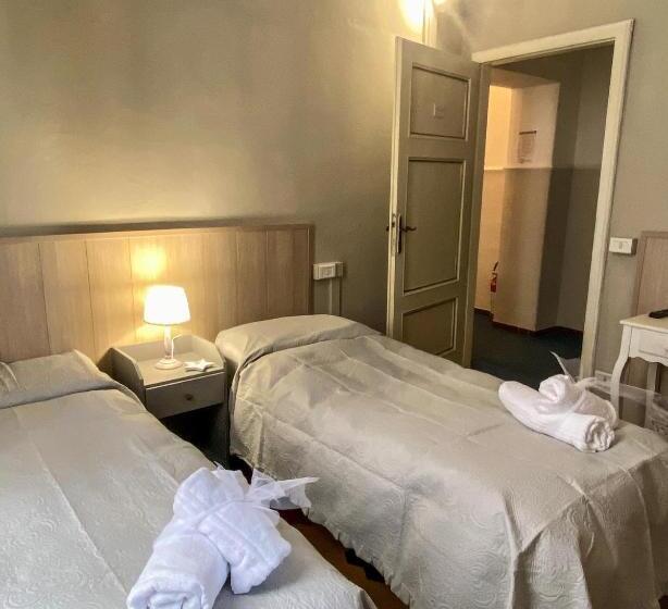 Familie Værelse, Guest House Santa Giustina Lucca Centro Storico