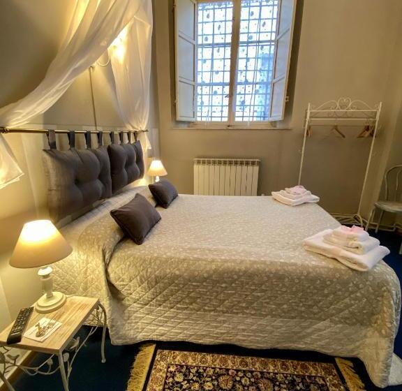 اتاق اکونومی, Guest House Santa Giustina Lucca Centro Storico