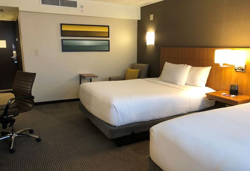 غرفة قياسية لذوى الاحتياجات الخاصة, Hyatt Place Chicago Ohare Airport