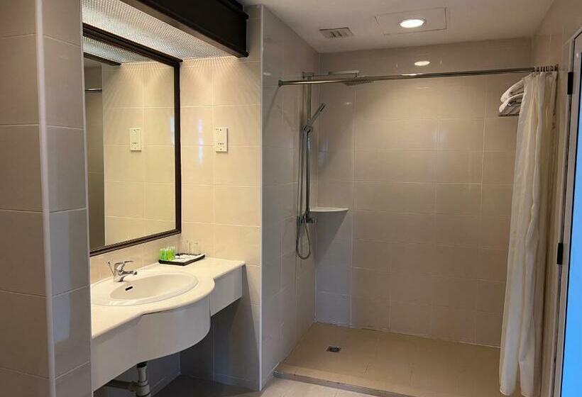 جناح, Legend Inn Taiping