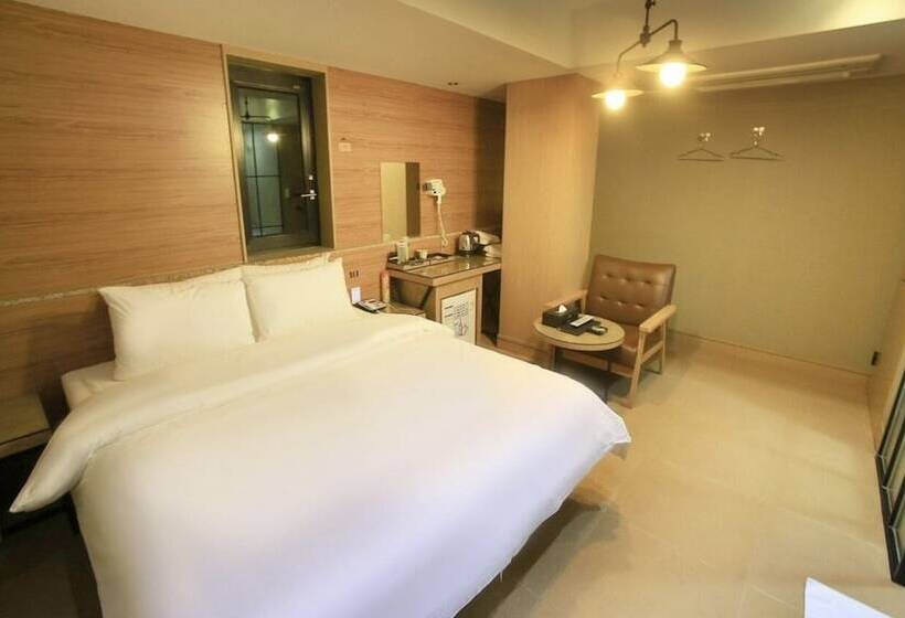 اتاق استاندارد, Myeongjak