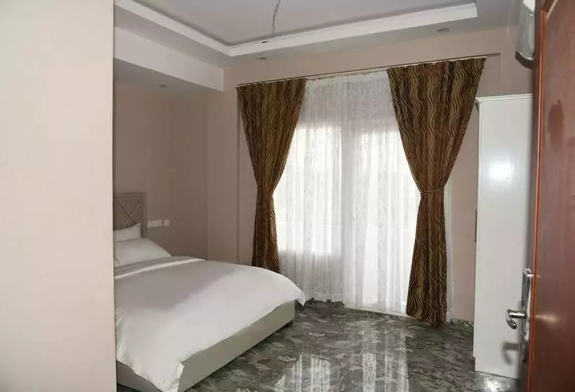 Chambre Deluxe, Reech