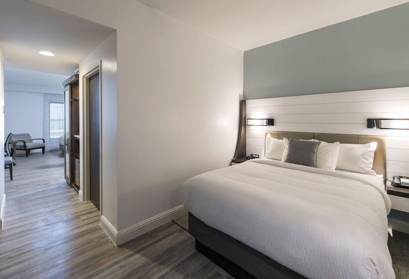 발코니가 있는 스위트, Springhill Suites By Marriott Navarre Beach