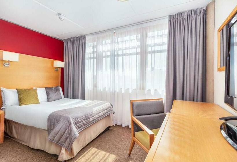 スタンダードシングルルーム, The Jubilee