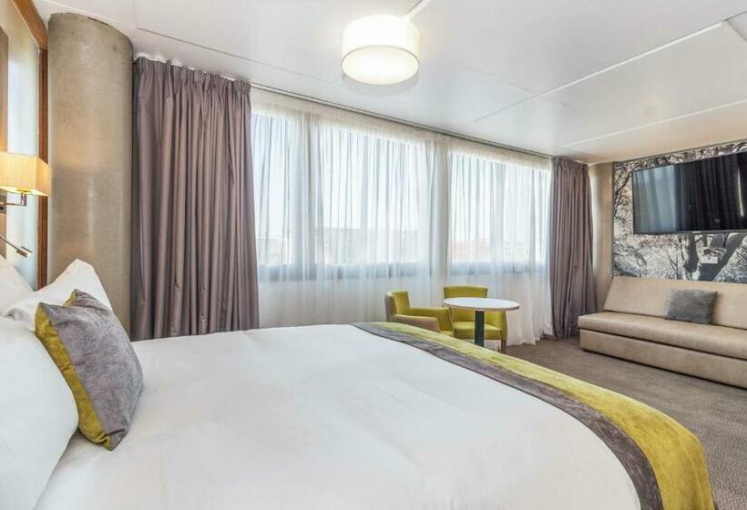 ファミリールーム, The Jubilee