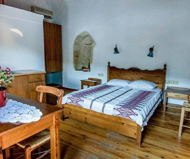 اتاق استاندارد, Vafes Traditional Stone Houses