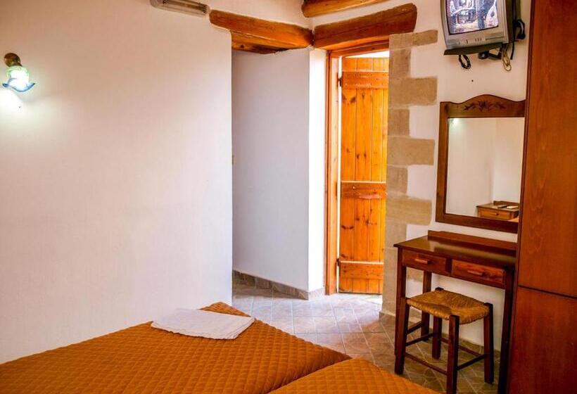 خانه 2 خوابه, Vafes Traditional Stone Houses