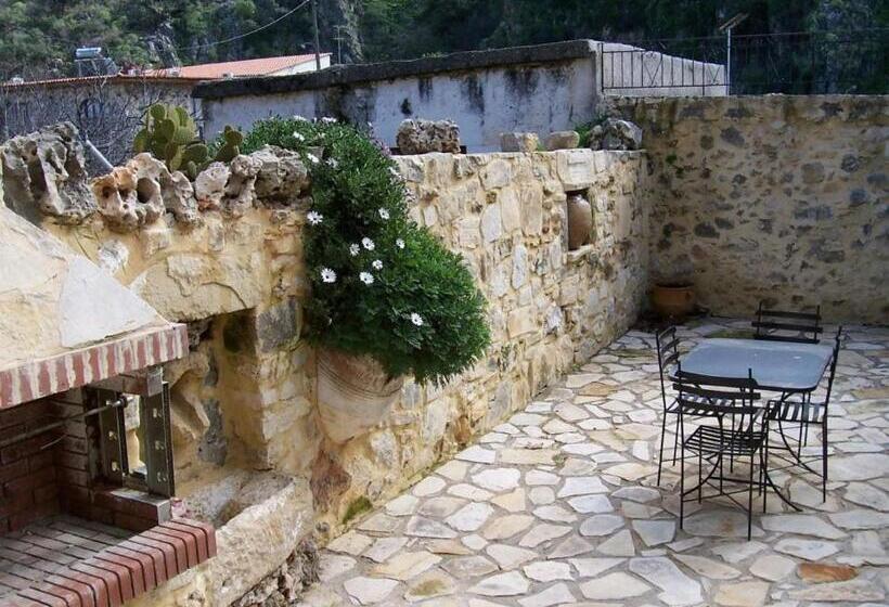 آپارتمان 1 خوابه, Vafes Traditional Stone Houses