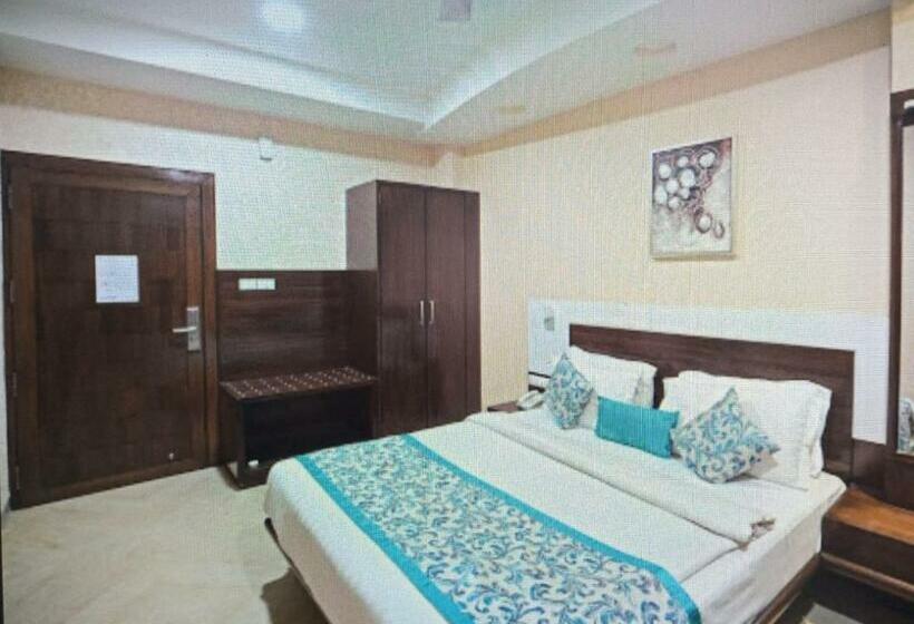 Quarto Estandar, Yois