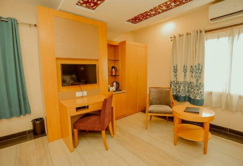 غرفة ديلوكس, Yois