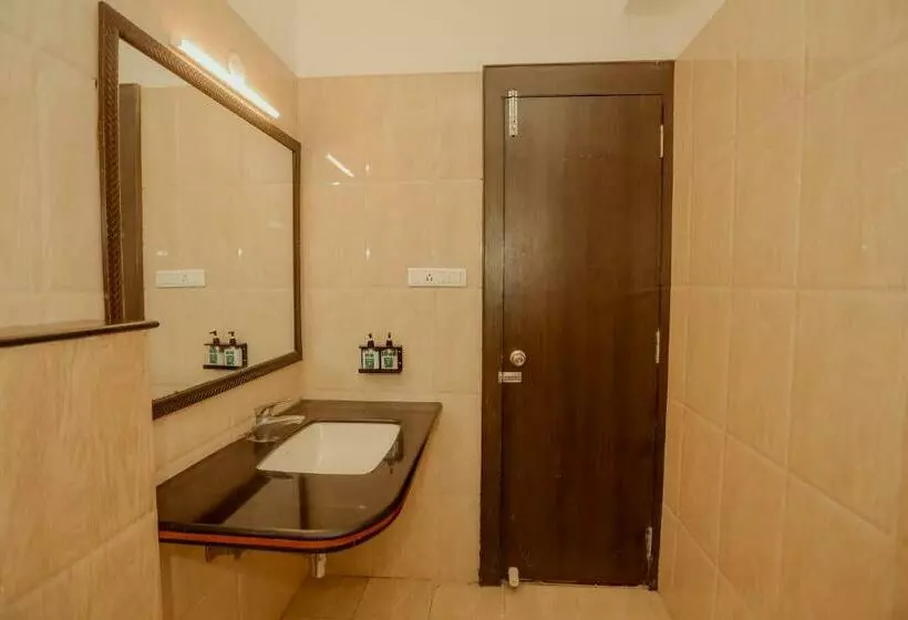 Deluxe Room, Yois
