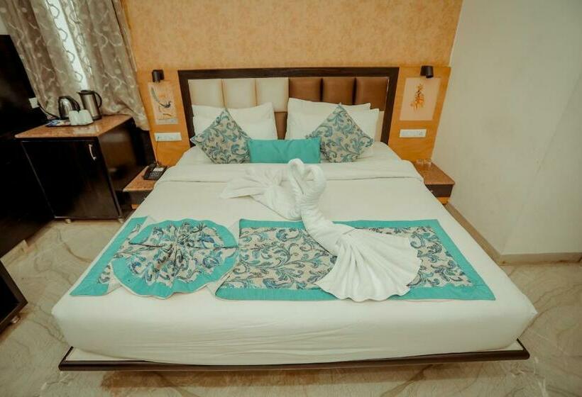 Quarto Deluxe, Yois