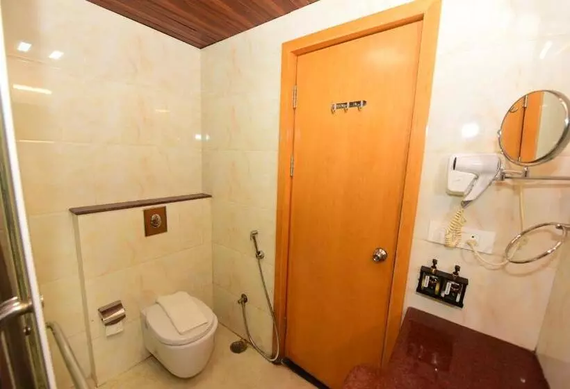 Deluxe Room, Yois