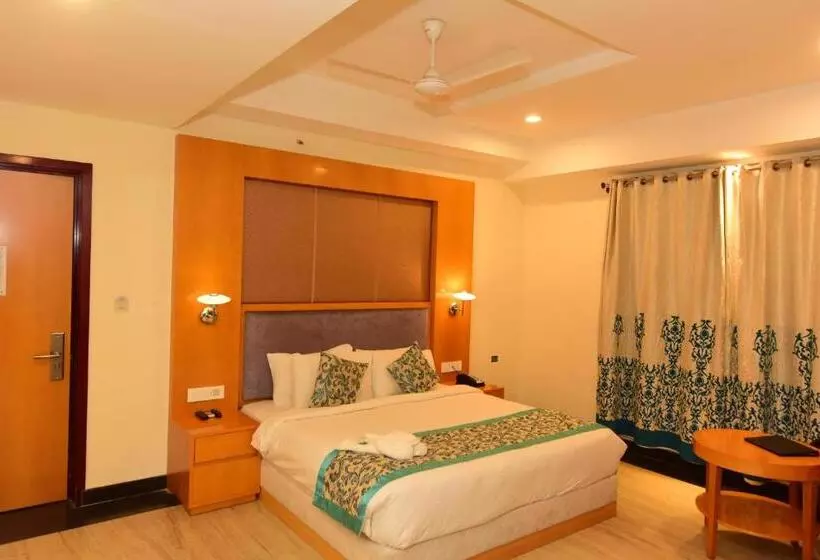 Deluxe Room, Yois