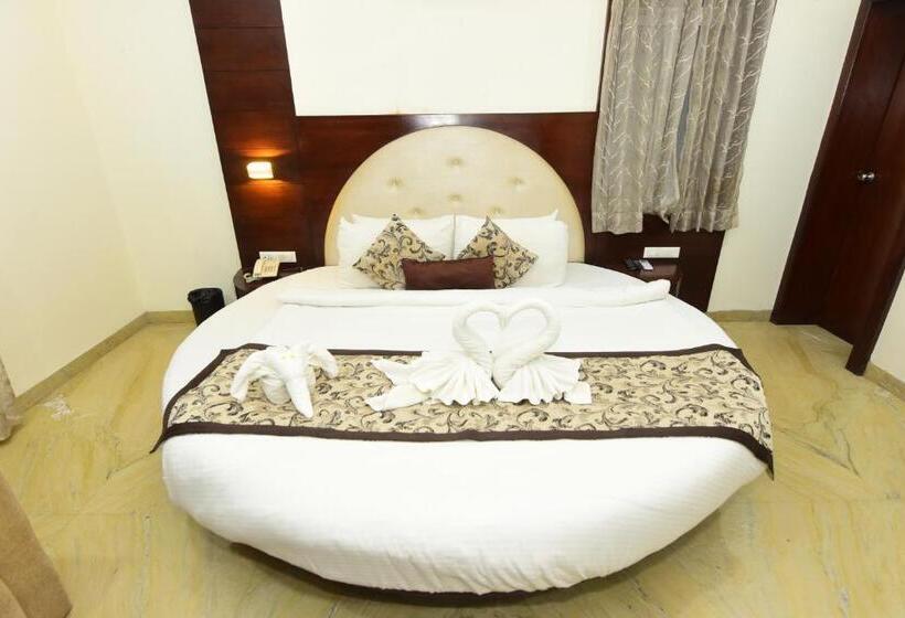 Quarto Familiar, Yois