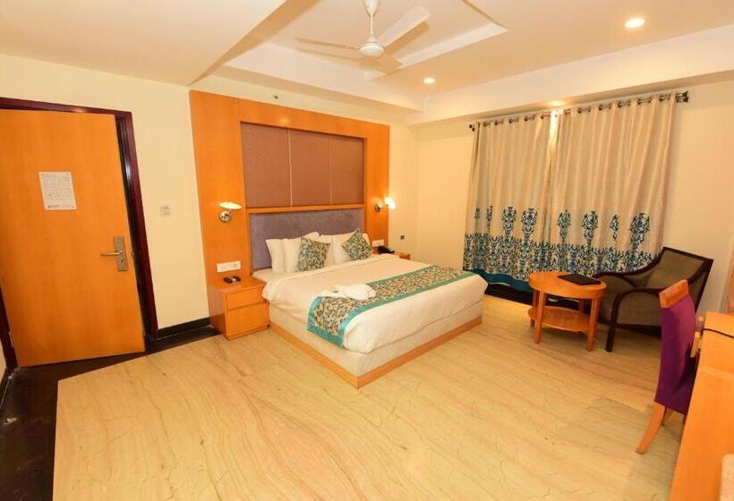 غرفة ديلوكس, Yois