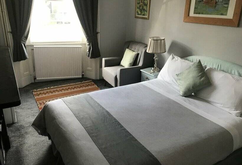 Номер Deluxe, The Red House