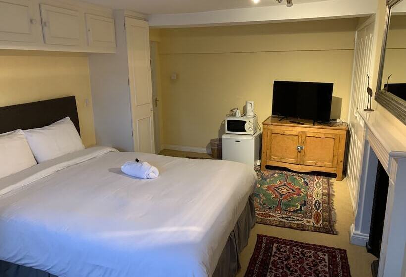 Номер Стандарт Совместная Ванная, The Red House