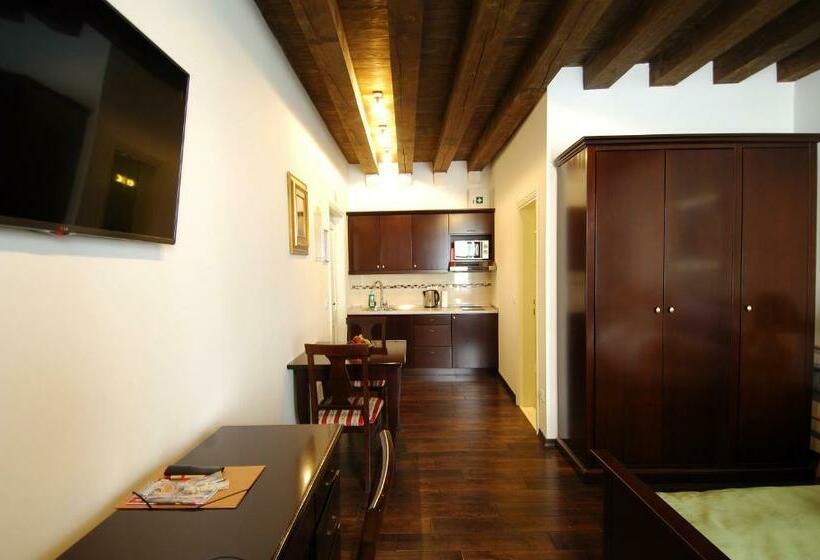 חדר סטודיו סטנדרד, Sunce Palace Apartments With Free Offsite Parking