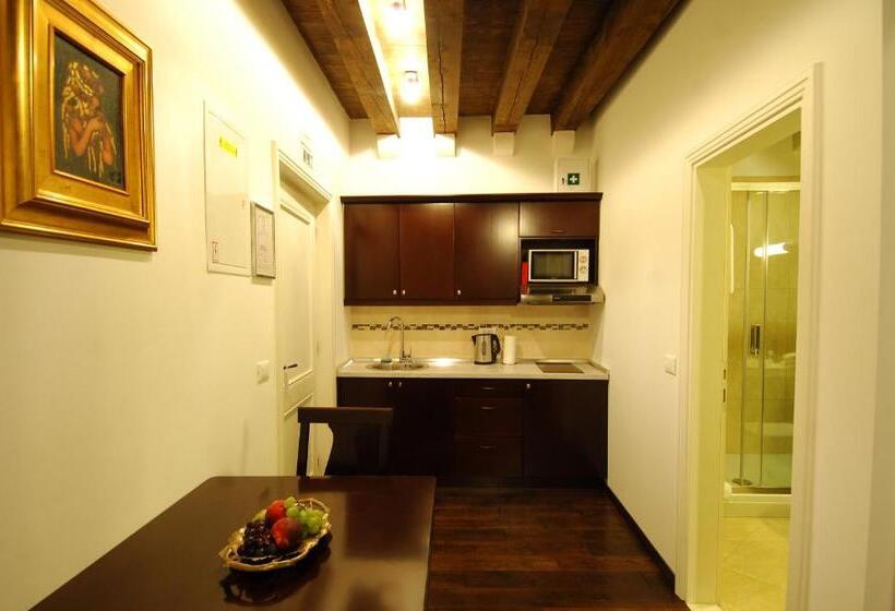 חדר סטודיו סטנדרד, Sunce Palace Apartments With Free Offsite Parking