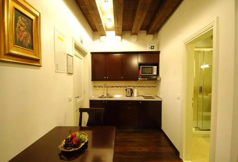 スタンダードスタジオ, Sunce Palace Apartments With Free Offsite Parking