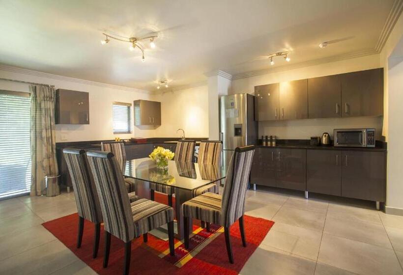 Apartamento Executivo 1 Dormitório, Villa Moyal