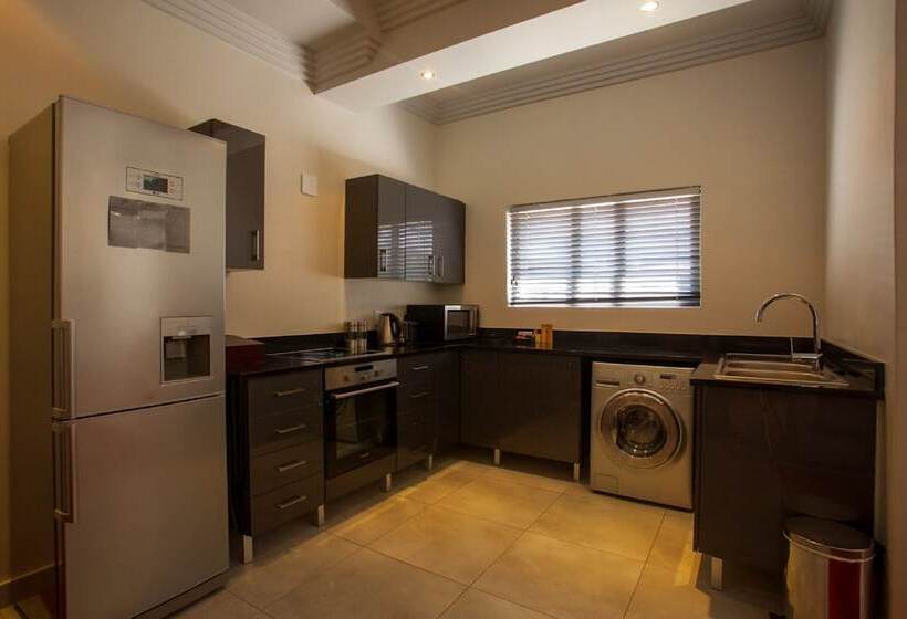 Apartamento 1 Dormitório, Villa Moyal