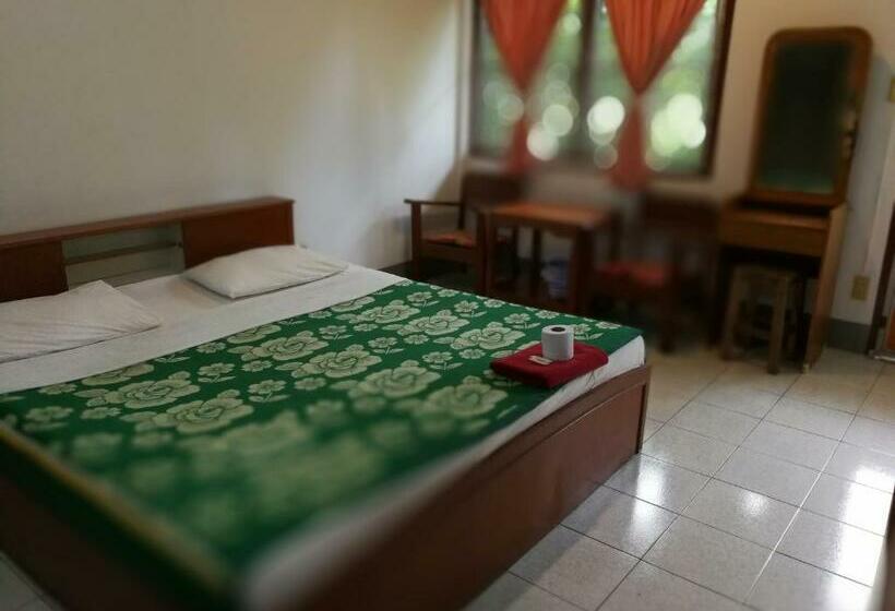 Номер Стандарт, Baan Bua Guest House
