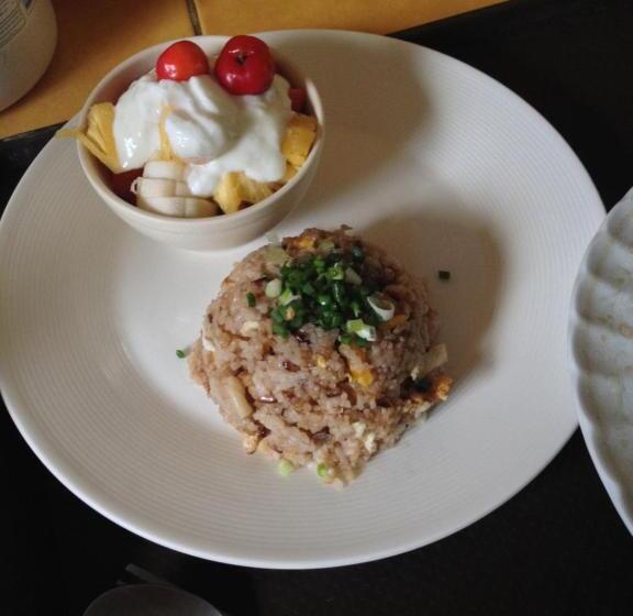 家庭间, Baan Bua Guest House