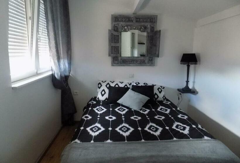 スタンダードルーム, B&b La Vieille Source