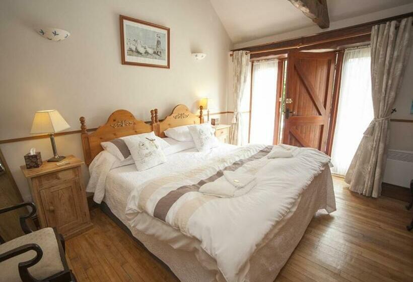 Трехместный Номер Superior, Beeches Farmhouse Country Cottages & Rooms
