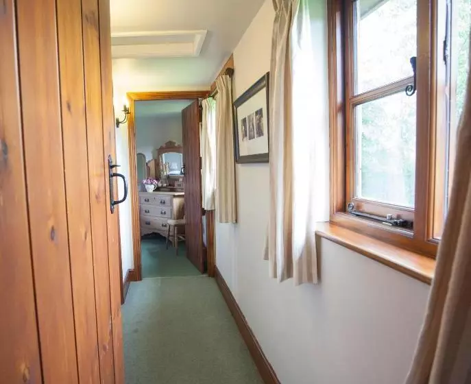 キャビン, Beeches Farmhouse Country Cottages & Rooms