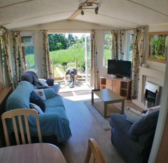 آپارتمان لوکس 1 خوابه, Beeches Farmhouse Country Cottages & Rooms