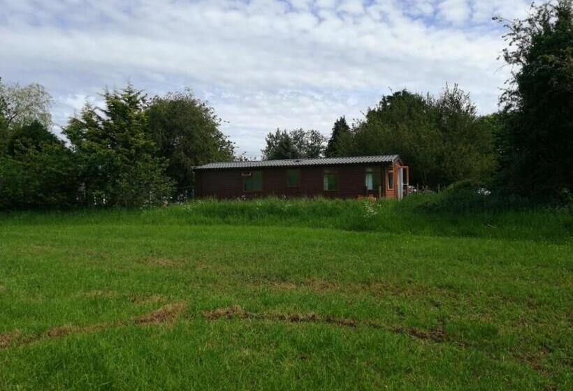 آپارتمان لوکس 1 خوابه, Beeches Farmhouse Country Cottages & Rooms