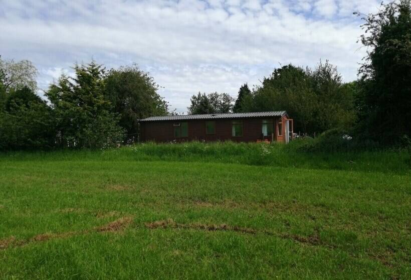 آپارتمان لوکس 1 خوابه, Beeches Farmhouse Country Cottages & Rooms