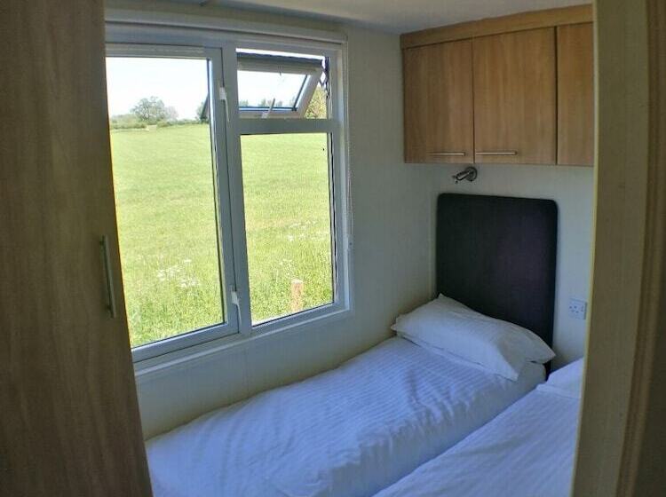 آپارتمان لوکس 1 خوابه, Beeches Farmhouse Country Cottages & Rooms