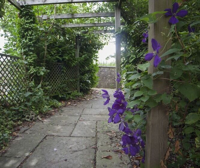 خانه 1 خوابه, Beeches Farmhouse Country Cottages & Rooms