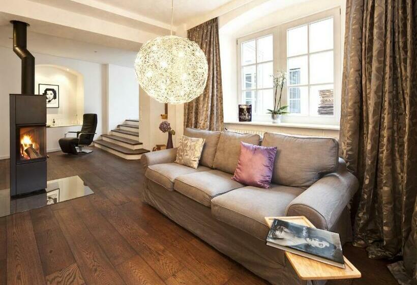 جناح, Konventchen