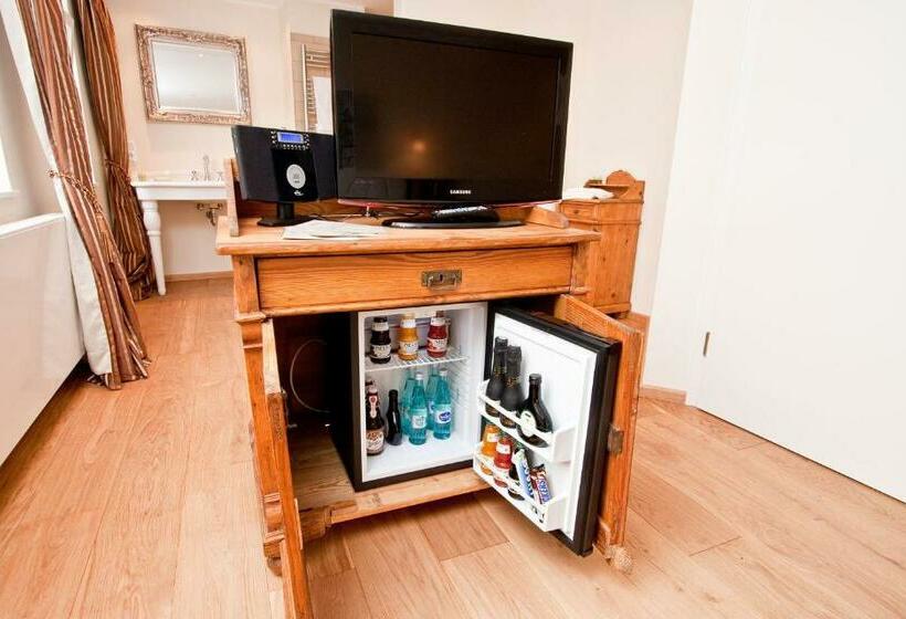 غرفة ديلوكس, Konventchen