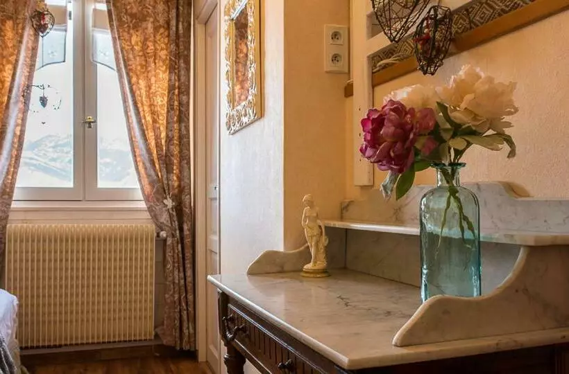 マウンテンビュースタンダードルーム, La Coustille Chambres Et Table D Hôtes