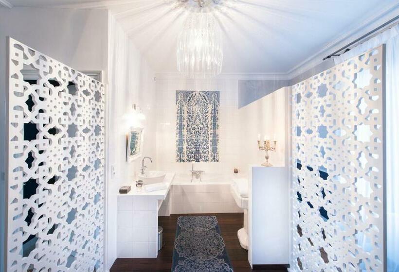 スーペリアールーム, La Devinie