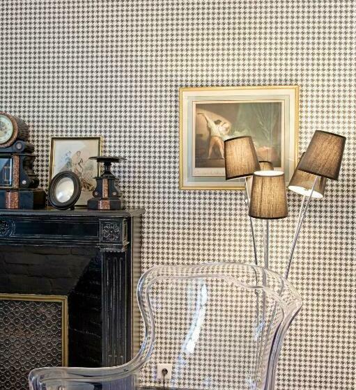 수피리어 룸, La Devinie