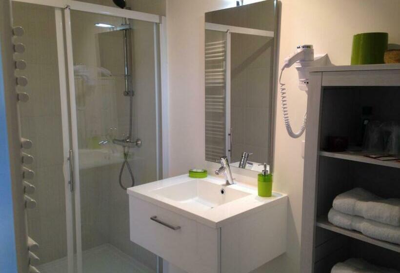 חדר סטנדרט נוף לגינה, Les Chambres Lauryvan