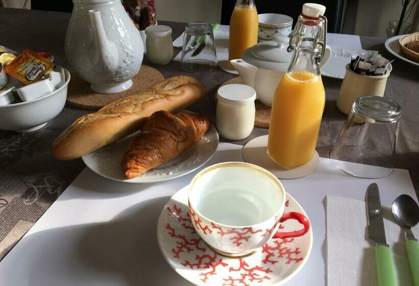 חדר סטנדרט נוף לגינה, Les Chambres Lauryvan