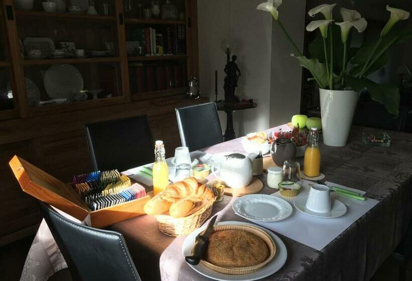 חדר סטנדרט נוף לגינה, Les Chambres Lauryvan