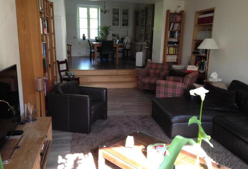 חדר סטנדרט נוף לגינה, Les Chambres Lauryvan