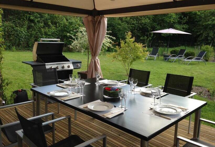 חדר סטנדרט נוף לגינה, Les Chambres Lauryvan